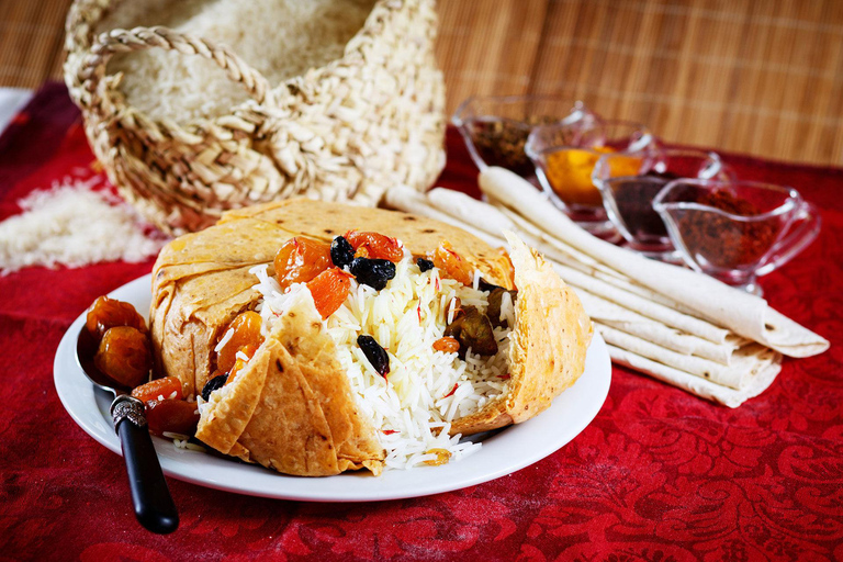 当地大厨的阿塞拜疆菜烹饪课阿塞拜疆烹饪课，由当地厨师授课