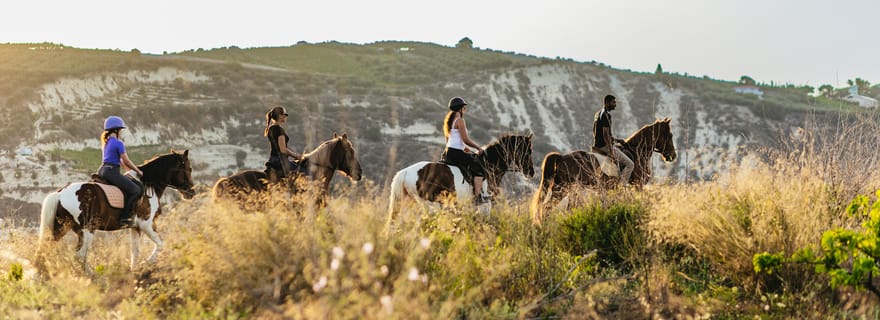 Candia: cavalcata sulle montagne di Creta