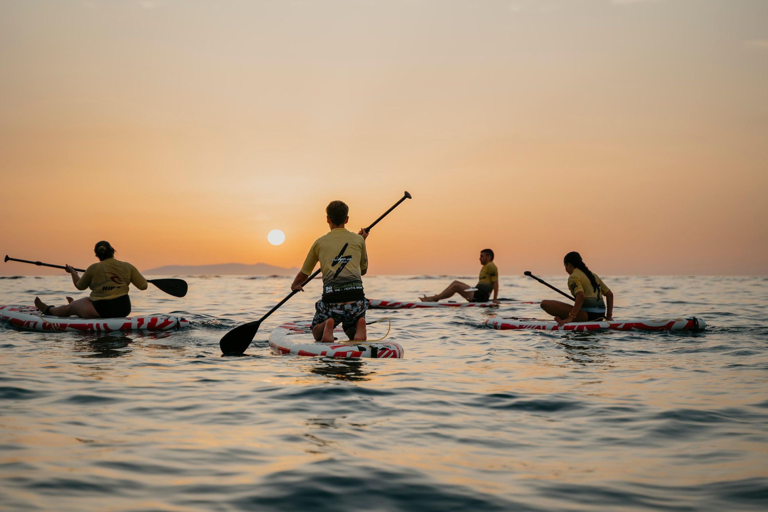Castelsardo: Geführte SUP-Tour bei Sonnenuntergang ab Ampurias