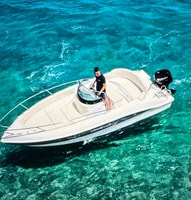 Como Lake, 1h boat rental without license and self-driving - Housity