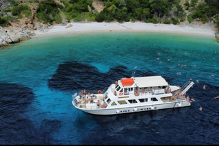 Kefalonia: Ithaca Full-Day Cruise with Swimming Stops
