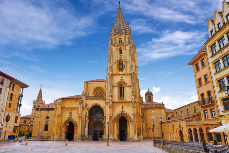 Visita o centro histórico de Oviedo