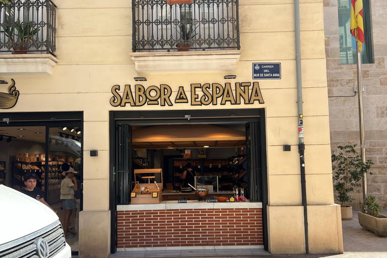 فالنسيا: أسرار وأساطير وتجربة التاباس المحليةفالنسيا: أسرار، أساطير، حلويات محلية وتجربة التاباس