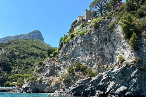 Private boat tour from Positano to Capri