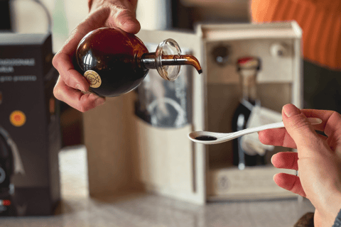 Balsamic Vinegar, Wine Tasting & Tour near Parma & Reggio Balsamic Vinegar & Wine Tasting in Reggio Emilia - Italiano