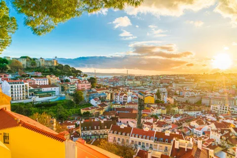 Lisbon: Private City Tour by Tuk-Tuk