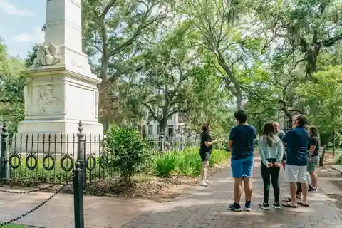 Savannah: Excursão mal-assombrada de fantasmas, asilos, vodu e horror