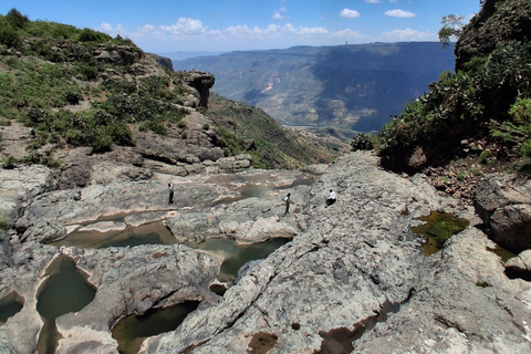 From Addis Ababa: 3-Day Wenchi Lake & Debre Libanos Tour
