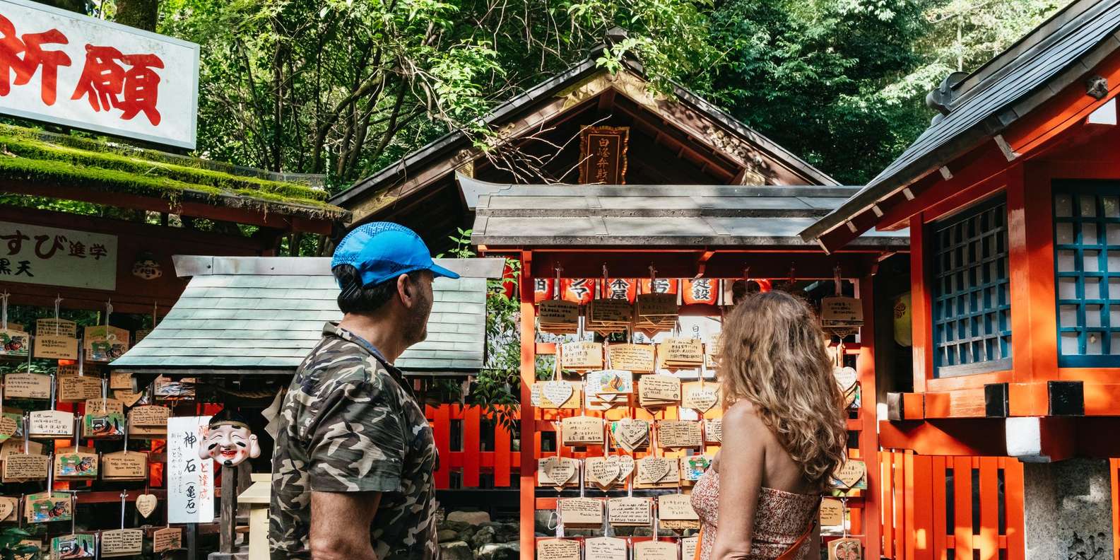 Kyoto: Nijo Castle, Kiyomizu & Fushimi Inari Guided Tour