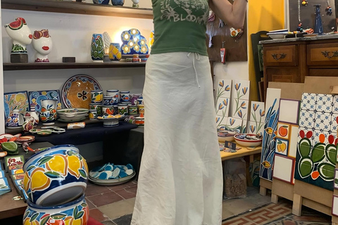 اصنع سيراميكك الصقلي المصنوع من حجر إتنا لافا واصطحبه إلى منزلك