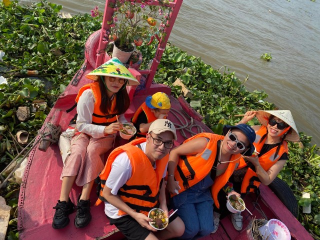 Visit Floating Market - Son Islet Can Tho 1-Day Mekong Delta Tour in Ho Chi Minh Ville