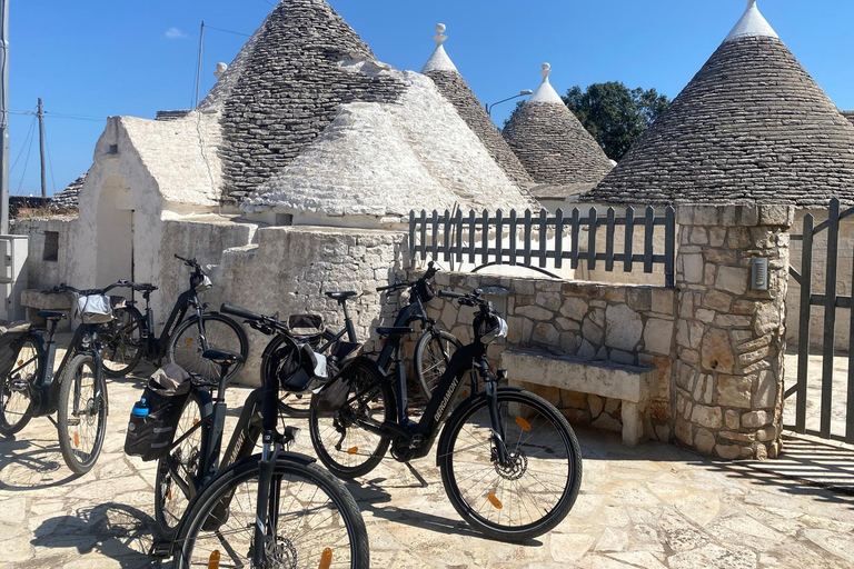 e-bike ring tour between Locorotondo and Martina Franca e-bike tour Locorotondo, Martina Franca and visit to a dairy