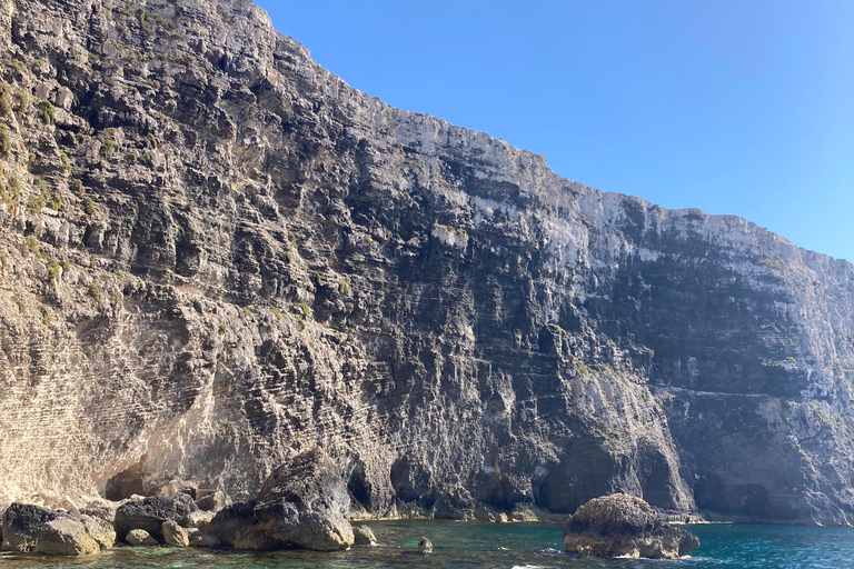 Comino: Private Bootstour mit Schnorchelaktivitäten und HöhlenInsel Comino: Höhlenbesichtigung und Schnorchelaktivitäten