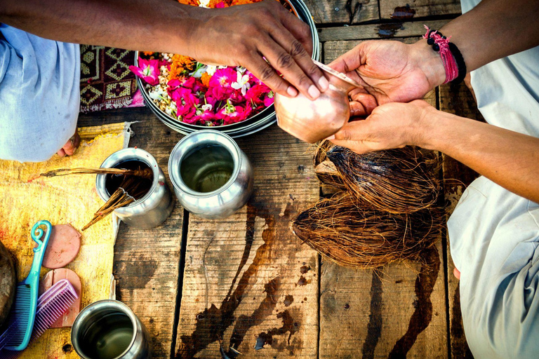 Kulturelle und spirituelle Pfade in der Altstadt von Varanasi