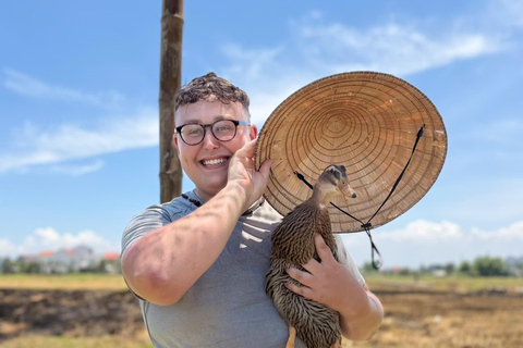 Hoi An: Duck Leader Experience & Coconut Basket Boat Ride