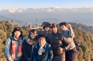 Bhaktapur und Nagarkot Tagestour mit Mittagessen – privat/Gruppe