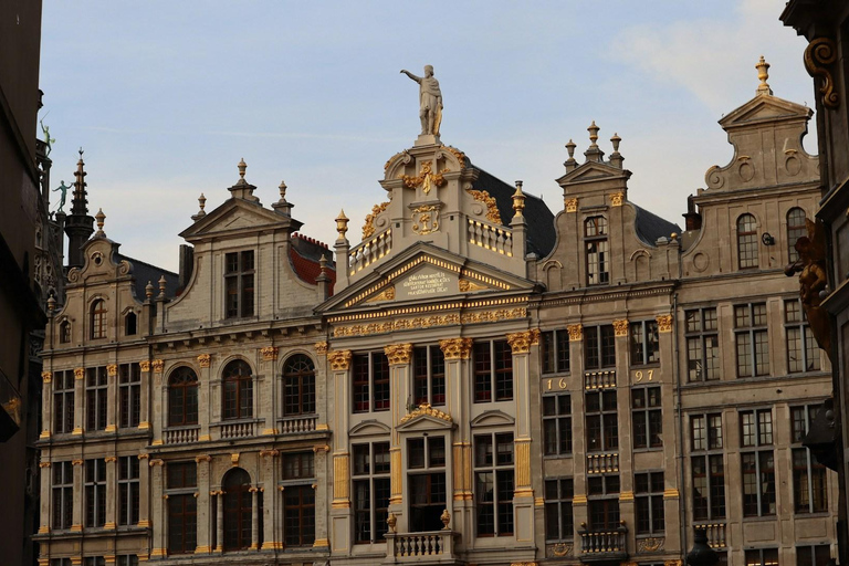 布鲁塞尔：漫画·文化·奇趣交汇漫步之旅布鲁塞尔：西班牙语步行导览