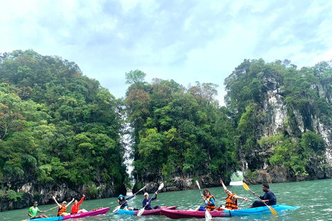 Krabi: tour in kayak delle mangrovie nascoste con extra opzionaliTour guidato di un giorno intero in kayak con pranzo e massaggio