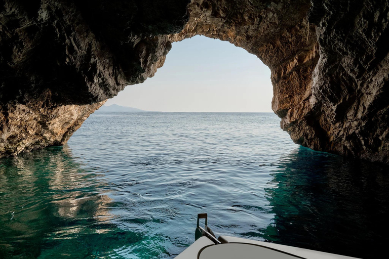 Zakynthos: Shipwreck Beach and Blue Caves Boat Tour Zakynthos: Shipwreck Beach and Blue Caves Boat Tour