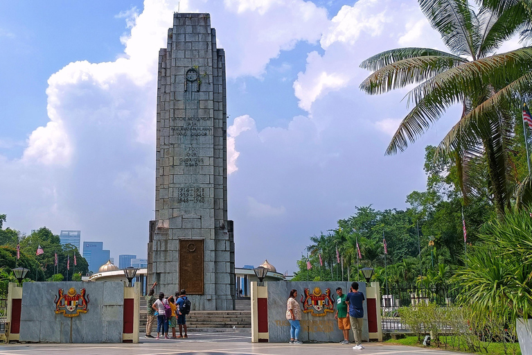 The Great Kuala Lumpur Tour z biletem wstępu do KL Tower i lunchem