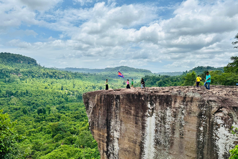 Siem Reap: Phnom Kulen, Beng Mealea & Khleang Village Tour