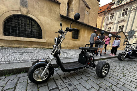 Prague: 2 hours FUN TRIKE tour in Prague with guide Prague: 2 hours FUN e-TRIKE tour with Guide