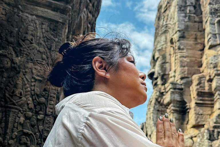 Siem Reap: 2-Day Private Angkor Wat Tuk-Tuk Tour in Spanish Spanish Driver: 2-Day Private Angkor Temples & Banteay Srei
