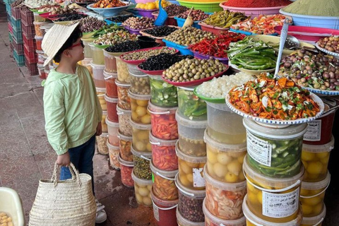 Nabeul: Local Cooking Program and Traditional Market Nabeul: Visit to the Marché au Couffin and Cooking Program at a Guest House