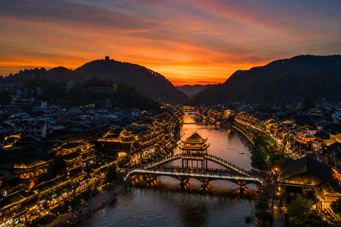 Zhangjiajie: Fenghuang Ancient Town Cruise Ticket & Transfer Tuo River Night Cruise E-Ticket