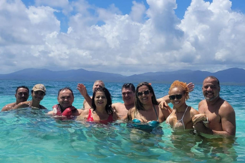 San Blas: tour with snorkeling, lunch and transportation