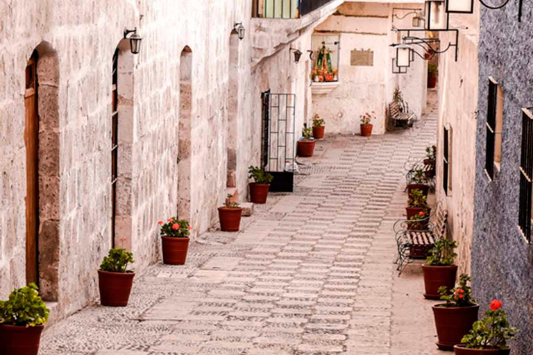 Arequipa: walking tour of the historic center