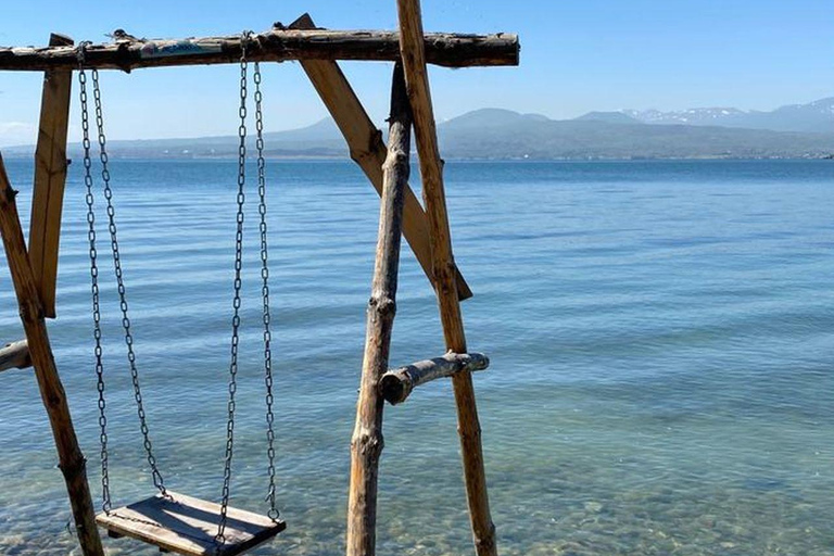2 Countries in 1 Day:From Tbilisi to Armenia-Sevan & Yerevan