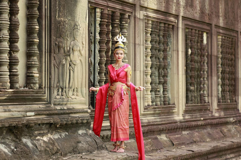 Siem Reap:Angkor Wat Photoshoot ❤️ Wedding birthday Angkor Wat: Wedding Anniversary Shooting