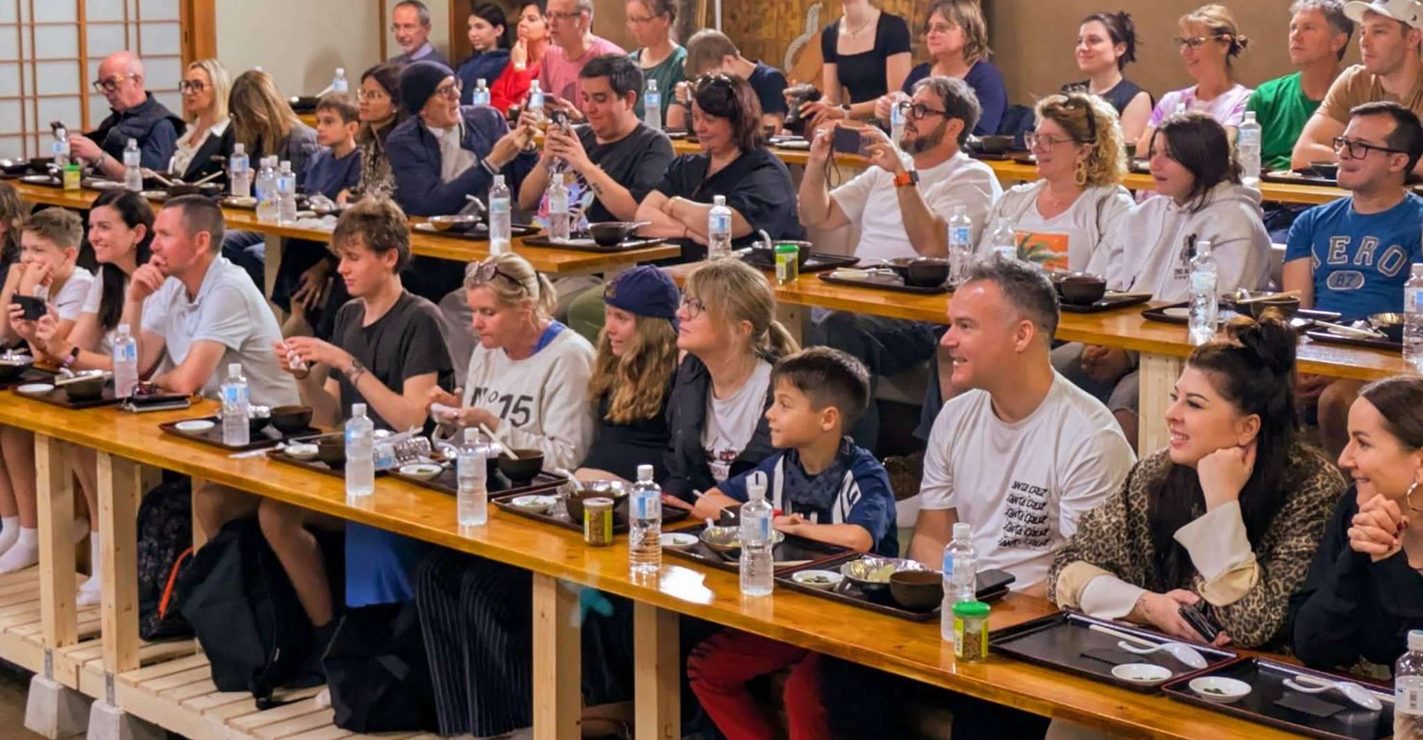 Tokyo: Sumo Show and Dining Experience photo 4