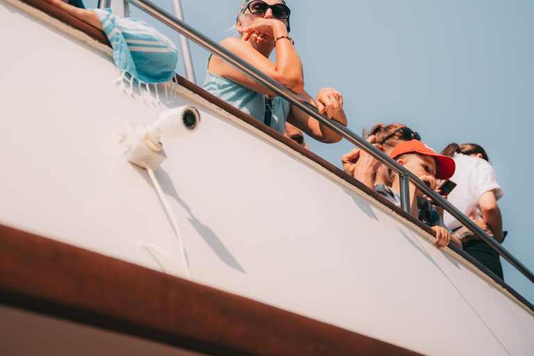 From Benitses/Lefkimmi: Blue Lagoon & Papanikolis Cruise Cruise with Transfer from Southern Corfu to Lefkimmi Port