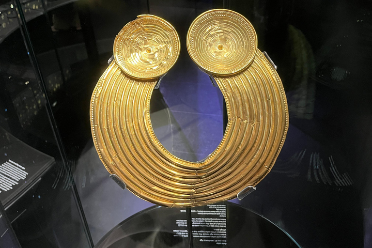 London: Victoria and Albert Museum Guided Tour