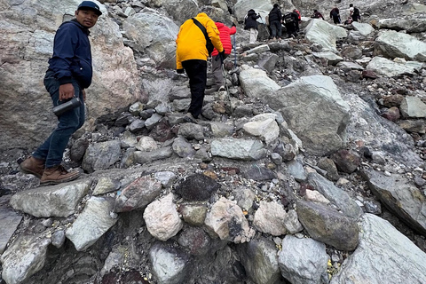 Banyuwangi : Mt Ijen with Local guide and Transfer Service
