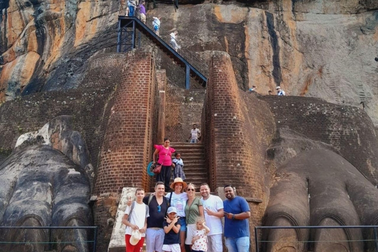 Kandy to Sigiriya Daytours