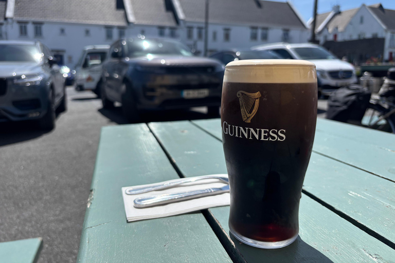 Ireland: Private Chauffeur-Driven Tour with Local Guide Luxury Escorted Tours around Ireland.