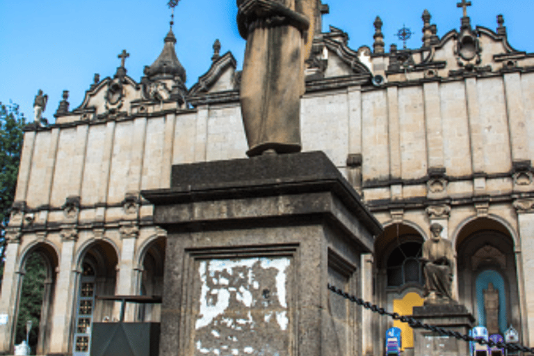 Halbtagestour Addis Abeba Stadtführung mit Flughafentransfer / Hoteltransfer