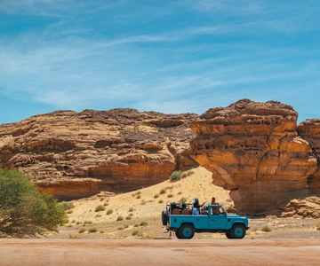 Fancy Tour of Hegra in a Vintage Land Rover