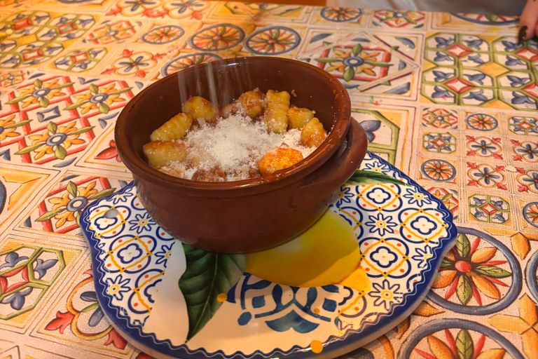 Italian gnocchi & tiramisù class at local farm with Transfer