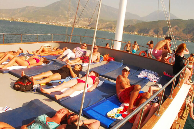 Fethiye: rondvaart langs 12 eilanden met lunch en snorkelen
