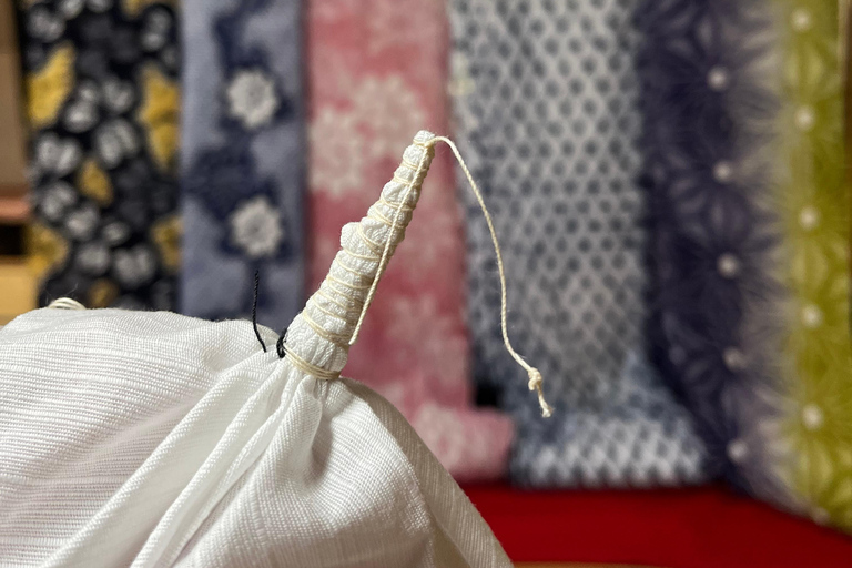 Nagoya: Atsuta Shrine & Arimatsu Shibori Workshop Tour