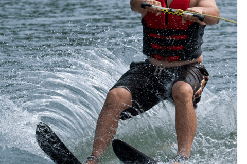 Barbados: 30-Min Water Skiing Lesson at Supreme Watersports