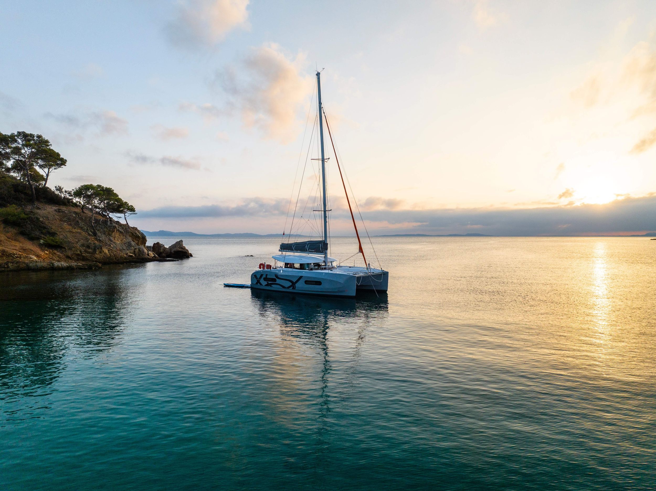 Ab Villefranche-sur-Mer: Private Luxus-Katamaranfahrt