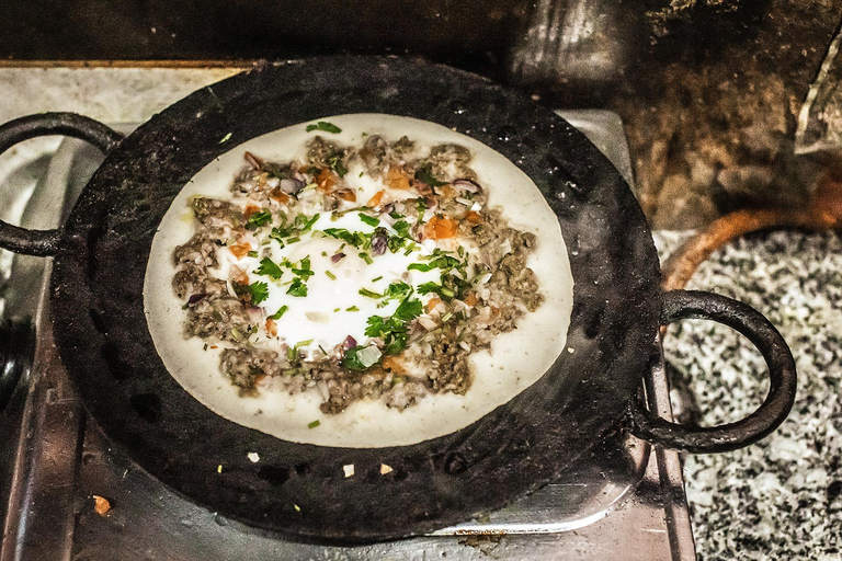 Kathmandu: Everest Eats Food Tour with 15+ Tastings