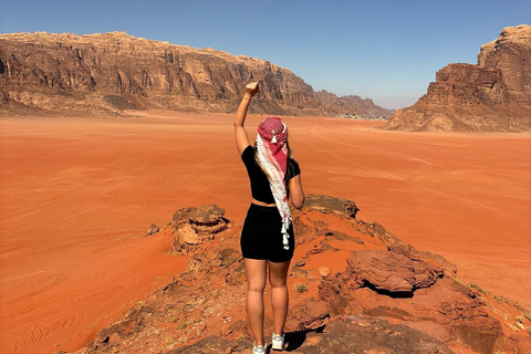 Esplora i punti salienti della Giordania - 2 giorni di Petra, Wadi Rum, Mar MortoEsplora i punti salienti della Giordania - 2 giorni di Petra, Wadi Rum e Mar Morto