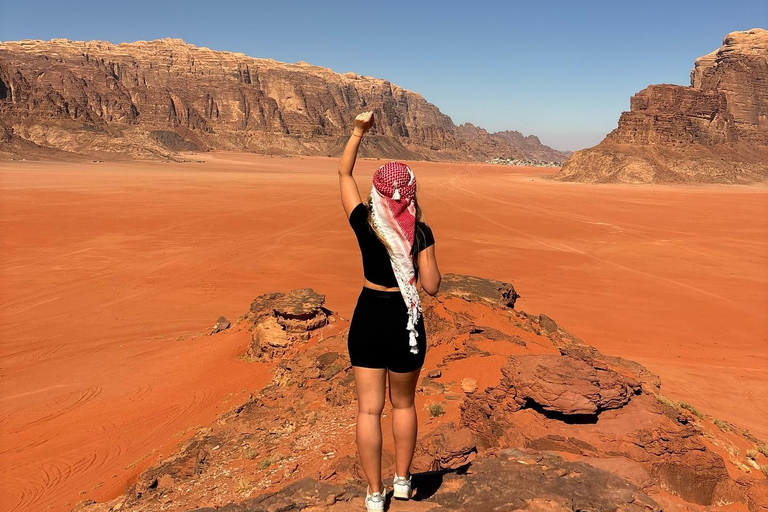 Esplora i punti salienti della Giordania - 2 giorni di Petra, Wadi Rum, Mar MortoEsplora i punti salienti della Giordania - 2 giorni di Petra, Wadi Rum e Mar Morto