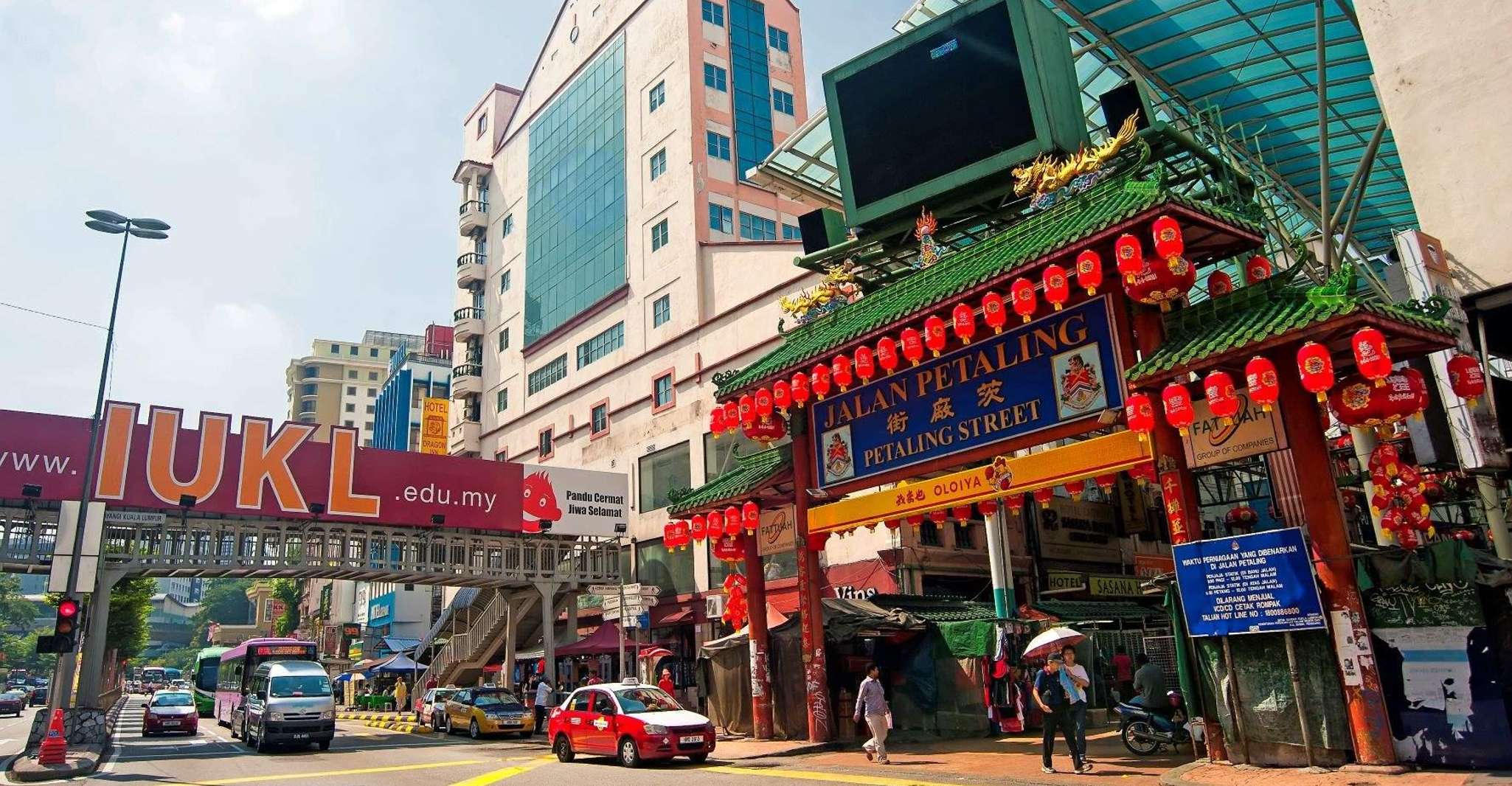 Kuala Lumpur di notte, visite turistiche, mercati e cibo - Hizvo